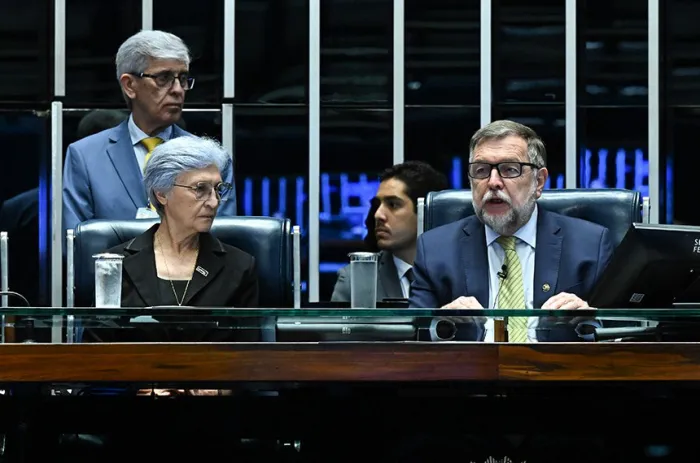 sessao-pelos-seis-meses-da-morte-do-papa-francisco-destaca-legado-do-pontifice