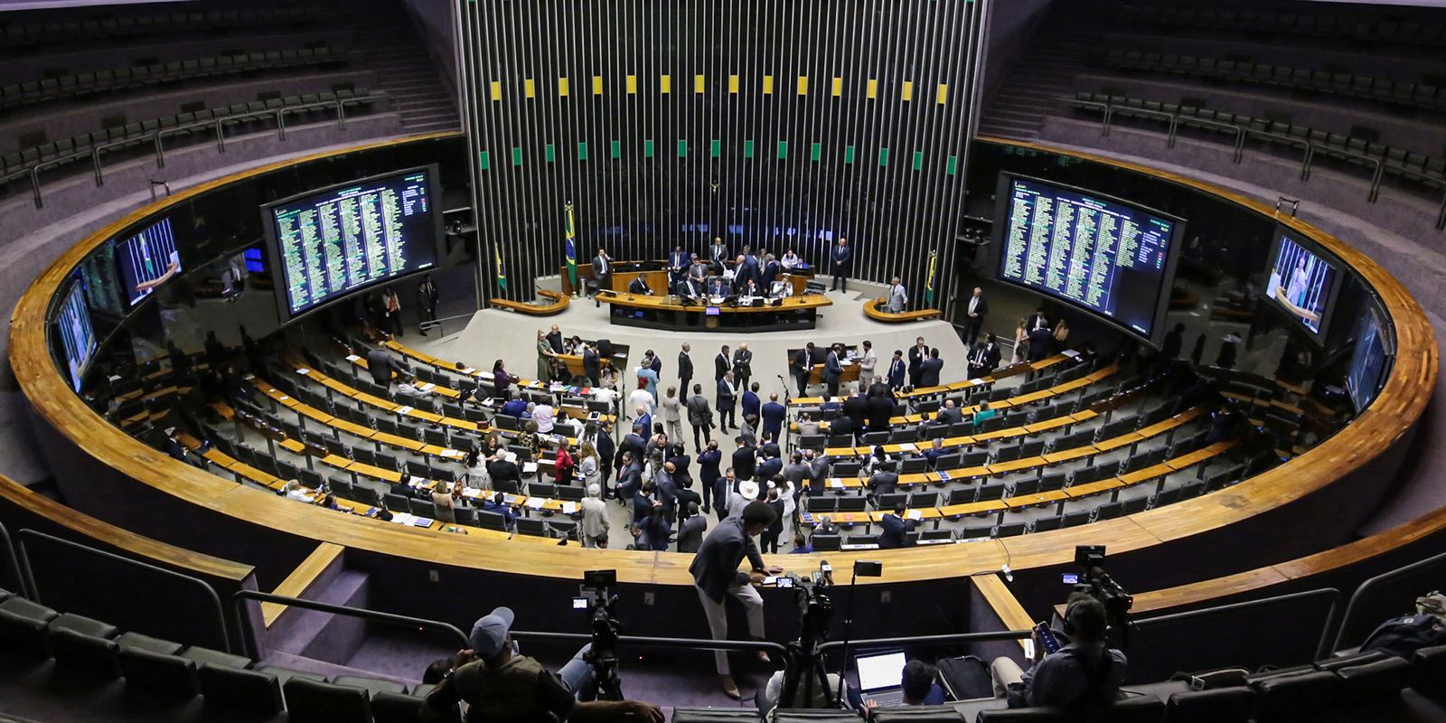 congresso-entra-na-reta-final-de-atividades-do-ano