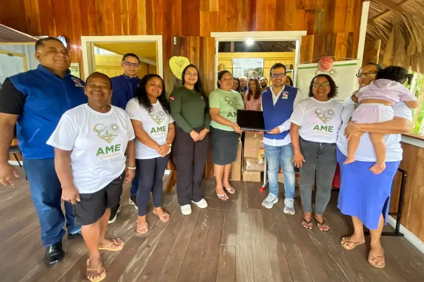 semas-entrega-de-equipamentos-a-associacao-das-mulheres-extrativistas-do-combu