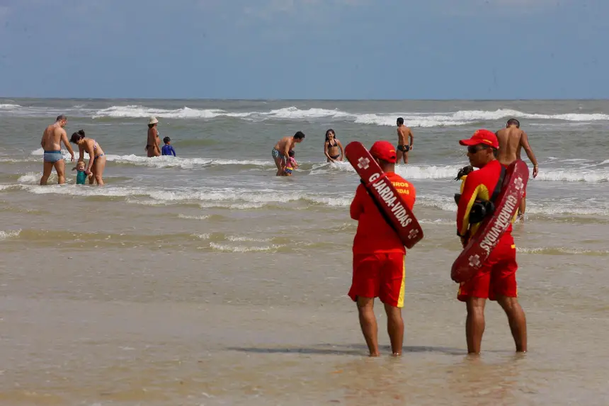 chuvas-frequentes-marcam-o-reveillon-de-belem-e-da-regiao-do-salgado