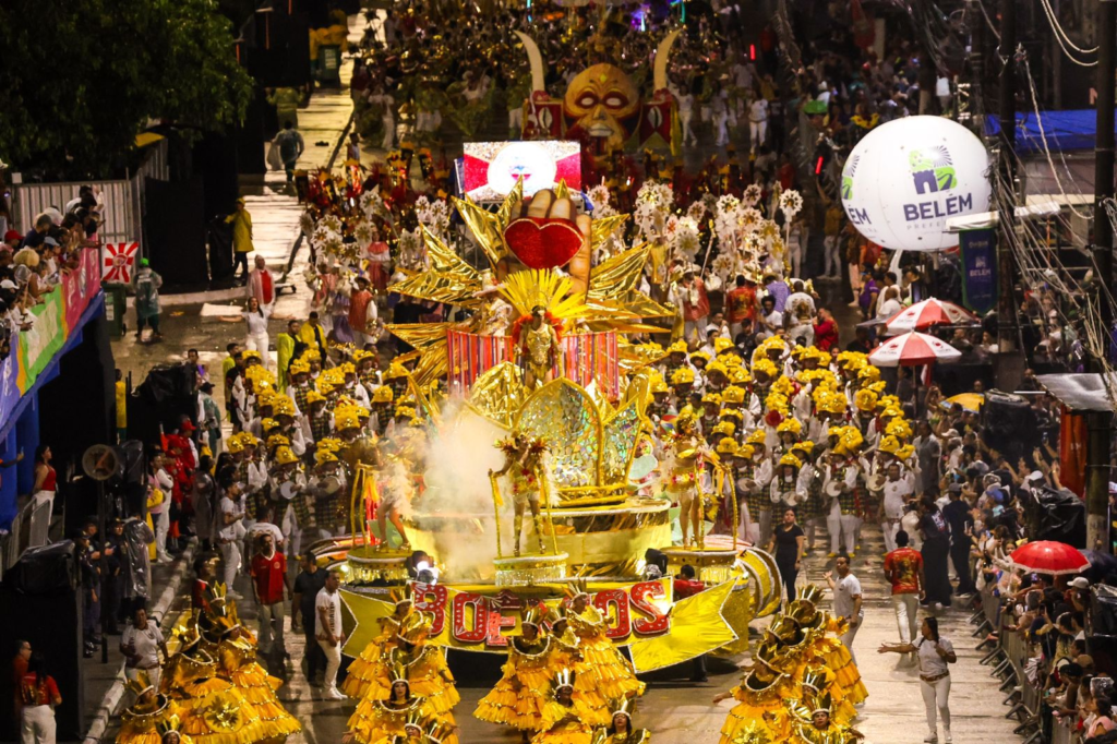 boemios-da-vila-famosa-emociona-com-homenagem-a-santo-antonio