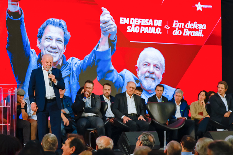 ‘banco-master-e-ovo-da-serpente-de-bolsonaro-e-roberto-campos-neto’,-afirma-lula