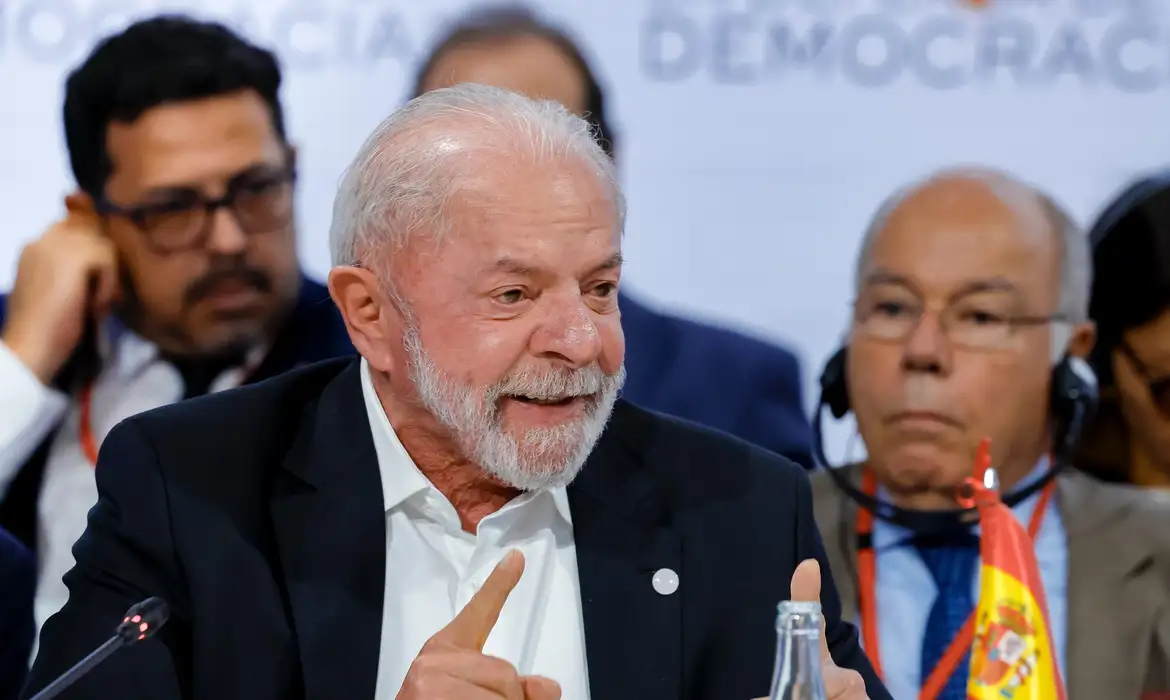 lula-defende-fim-da-6×1-e-diz-que-ganhos-nao-podem-valer-so-para-ricos